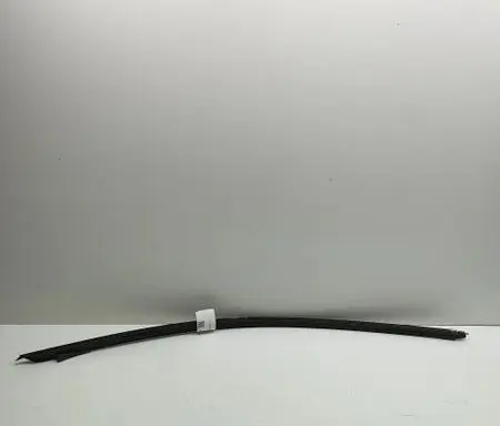 BMW 2 F22 F23 Front door glass trim molding 7267915