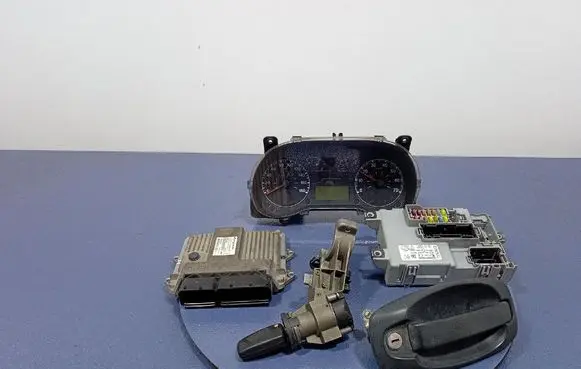 Fiat Fiorino Engine control unit/module ECU 51846260