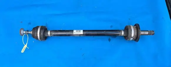 BMW 5 G30 G31 G38 Rear driveshaft 33208664621 8664621