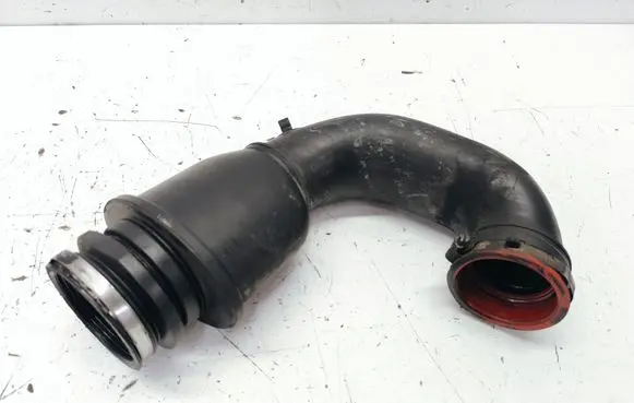 Intake resonator