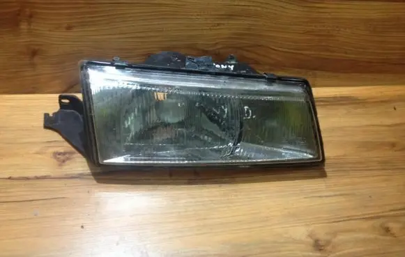 Hyundai Pony Headlight/headlamp 1010490 101-0490