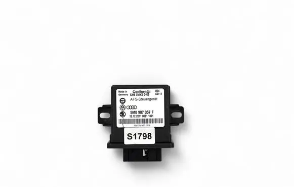 Volkswagen Passat Alltrack Light module LCM 5WK50466 5M0907357F