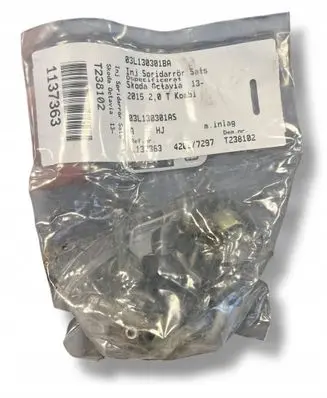 Volkswagen Golf VII Fuel injector supply line/pipe 03L130301AS