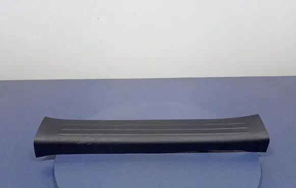 Other sill/pillar trim element