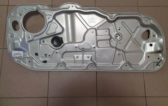 Volvo C30 Front door electric window regulator 8679978