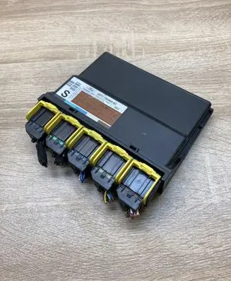 Ford Mondeo Mk III Comfort/convenience module 3S7T15K600SC