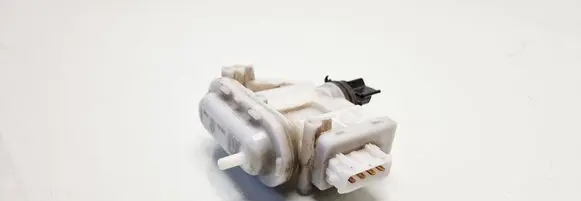 Volkswagen PASSAT B3 Central locking vacuum pump 357862153H