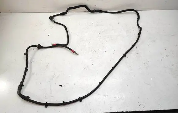 Audi A5 8T 8F Positive cable (battery)