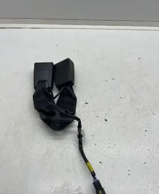 MG ZS Middle seatbelt buckle (rear) 11615129PHD 11615129
