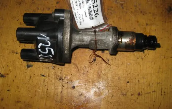 Renault Master I Spark distributor 