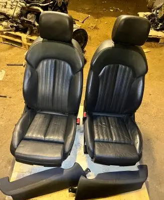 Seat set