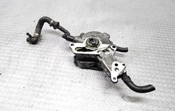 Volkswagen Touran I Vacuum pump 29DRM20004