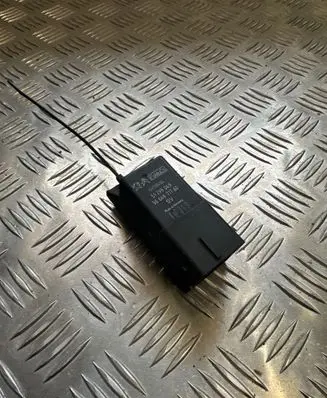 Ford Focus Glow plug pre-heat relay 51299049 9666671780
