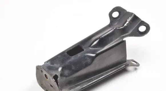 Volvo S80 Radiator mount bracket 