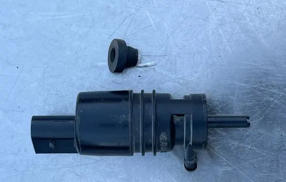 Mercedes-Benz Sprinter W907 W910 Windscreen/windshield washer pump 2218690121 48195H 30282321