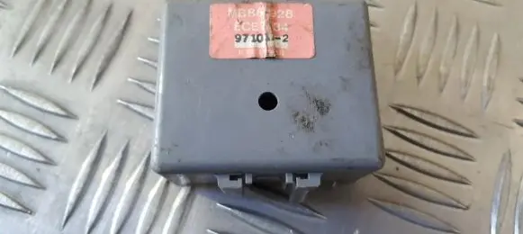 Mitsubishi Lancer Other control units/modules mb852928 9710172