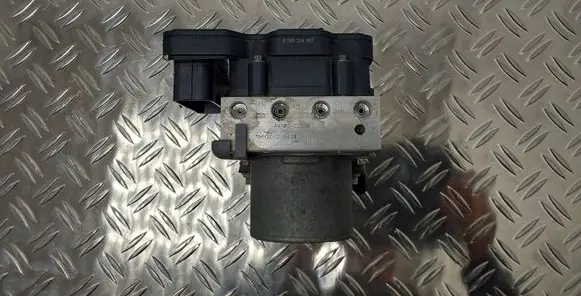 Toyota Auris E180 ABS Pump 4454002530