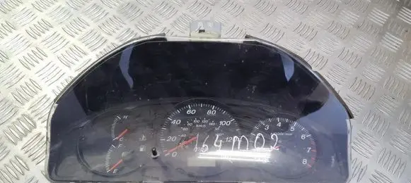 Mazda Premacy Speedometer (instrument cluster) WXCB93