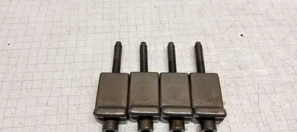 Volkswagen Polo IV 9N3 Fuel Injector clamp holder