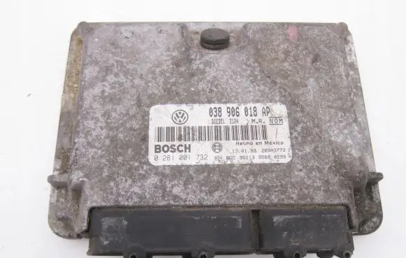 Volkswagen New Beetle Engine control unit/module 038906018AP 0281001732