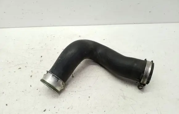Audi Q7 4L Intercooler hose/pipe 7L6145738A