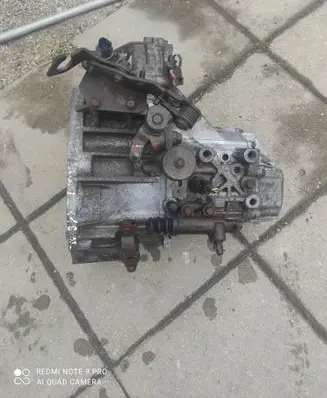 Hyundai Getz Manual 5 speed gearbox 768992