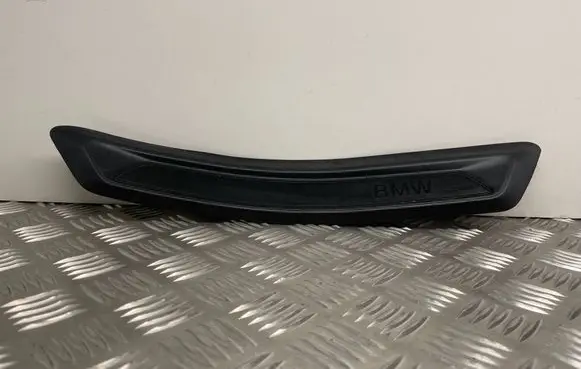 Rear sill trim cover