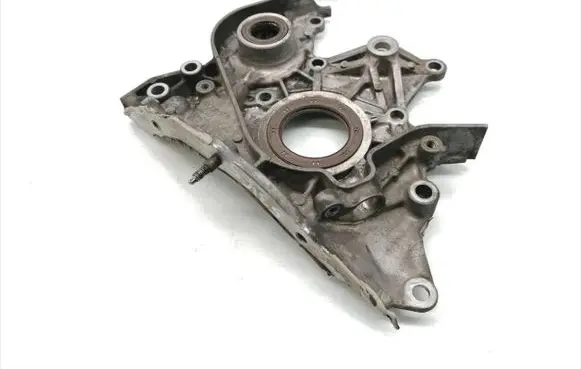 Toyota Corolla E120 E130 Timing chain cover 