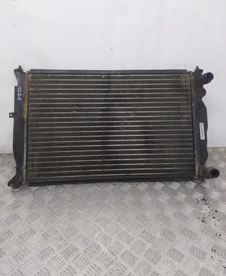 Volkswagen PASSAT B5 Coolant radiator 8D0121251AT