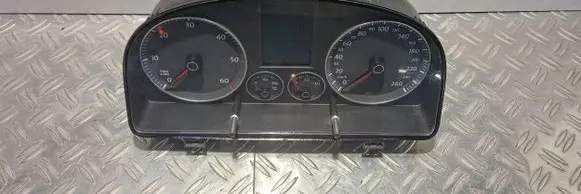 Volkswagen Touran I Speedometer (instrument cluster) 1T0920871A VWZ7Z0D0743876 V0020000