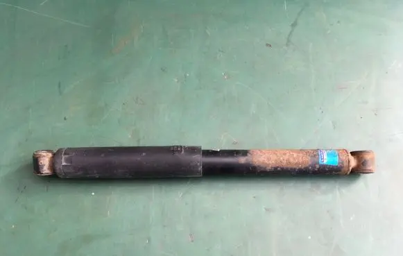 Iveco Daily 3rd gen Rear shock absorber/damper 504043716 504043880