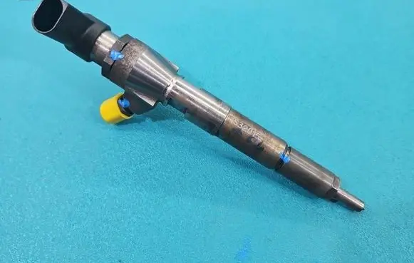 Renault Scenic III - Grand scenic III Fuel injector 166006212R IMPRK1532015