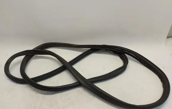 Ford Transit Custom II Front door rubber seal 