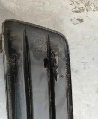 Volvo V50 Front bumper lower grill 30779103