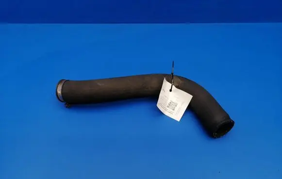Mercedes-Benz S W126 Engine coolant pipe/hose