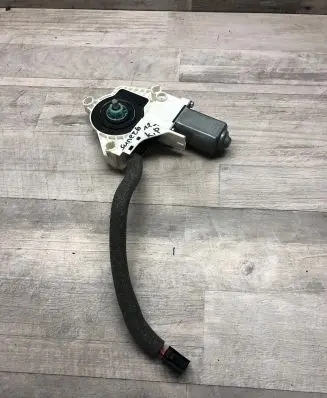 Audi A5 8T 8F Rear door window regulator motor 8K0959801A 1101965576200 120420240163
