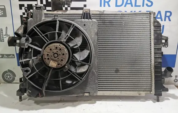 Opel Zafira B Radiator set 630705