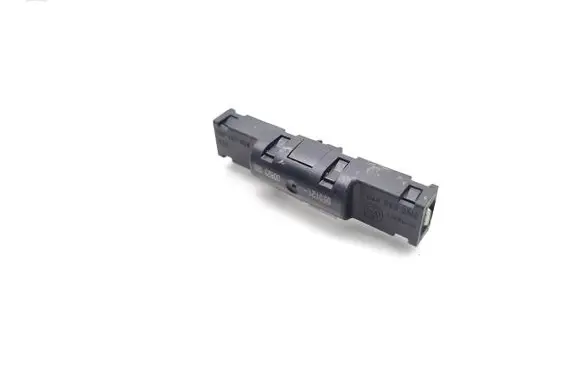 Skoda Superb B8 (3V) Aerial antenna filter 5N0035570