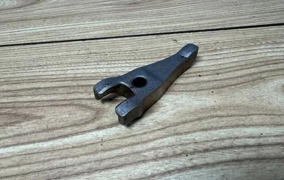 Ford S-MAX Fuel Injector clamp holder 