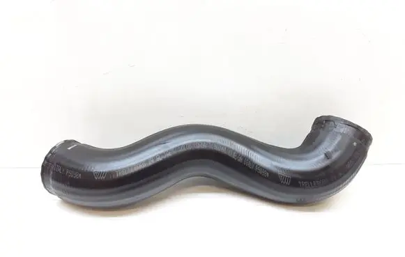 Volvo XC70 Intercooler hose/pipe 30766441