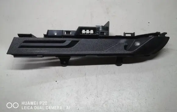 BMW X3 G01 (D) pillar trim (bottom) 7396603