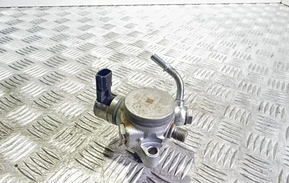 Mazda 6 Fuel injection high pressure pump 2961000020 PE18203F0 00876