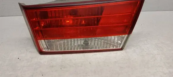 Hyundai Sonata Tailgate rear/tail lights