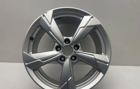 Audi A6 S6 C8 4K R18 alloy rim 4K0601025D