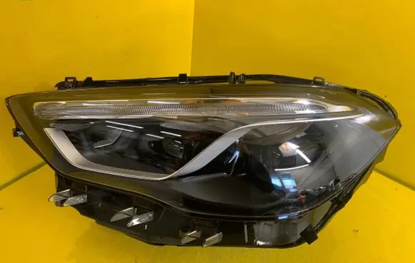 Mercedes-Benz GLA H247 Headlight/headlamp A2479064304