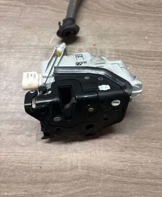 Audi A6 C7 Rear door lock 4G0839016