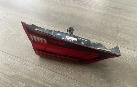 BMW 1 F40 Tailgate rear/tail lights 7450851