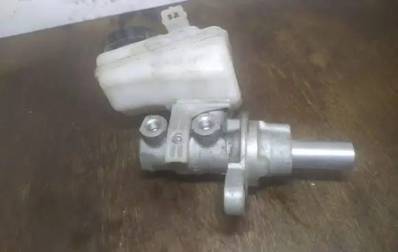 Citroen C4 I Picasso Master brake cylinder 0204Y2182 020425444
