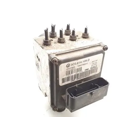 Volkswagen PASSAT B6 ABS Pump 3C0614109D