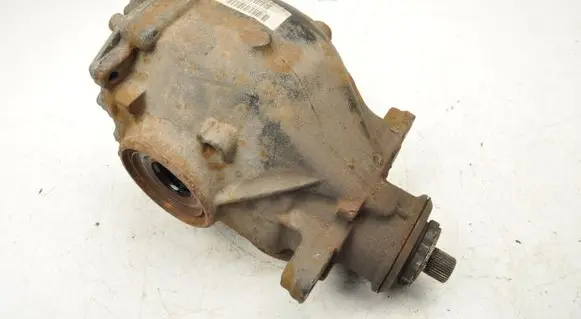 BMW 2 F22 F23 Rear differential 7599411